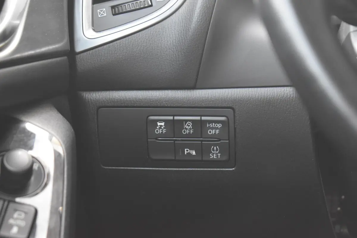 2.0 SkyActiv-G 120 GT-M LEDER LED LMV NAVI