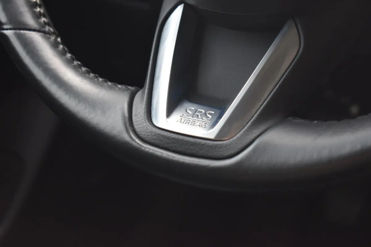 2.0 SkyActiv-G 120 GT-M LEDER LED LMV NAVI