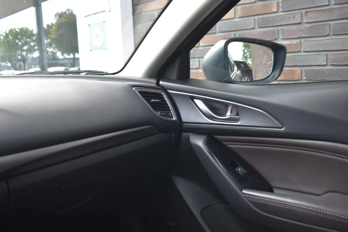 2.0 SkyActiv-G 120 GT-M LEDER LED LMV NAVI