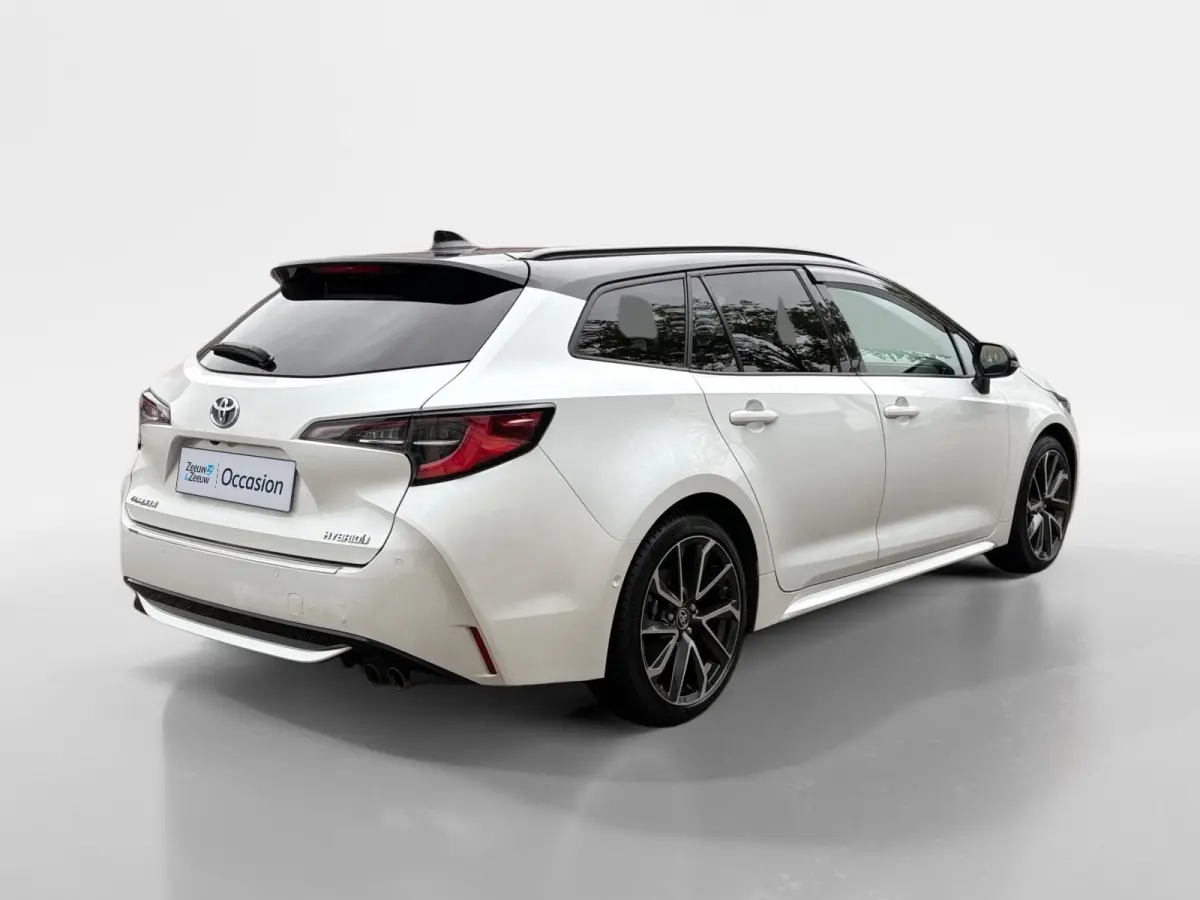 2.0 Hybrid Executive | *1E EIGENAAR | FABRIEKSGARANTIE/ DEALER ONDERH. | PANO/ SCHUIFDAK | APPLE CARPLAY/ ANDROID AUTO | NAVI | CAMERA | VOL. LEDER | JBL SOUND | STOELVERWARMING |