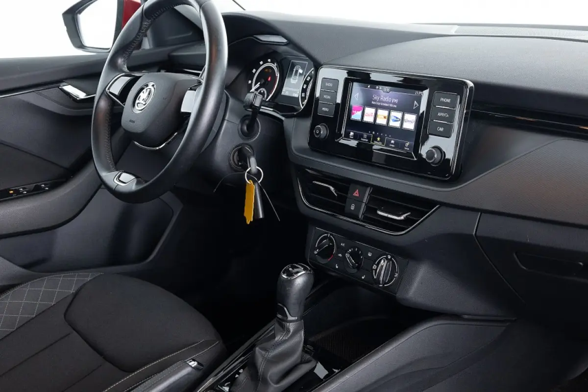 1.0 TSI Business Edition Sport Automaat