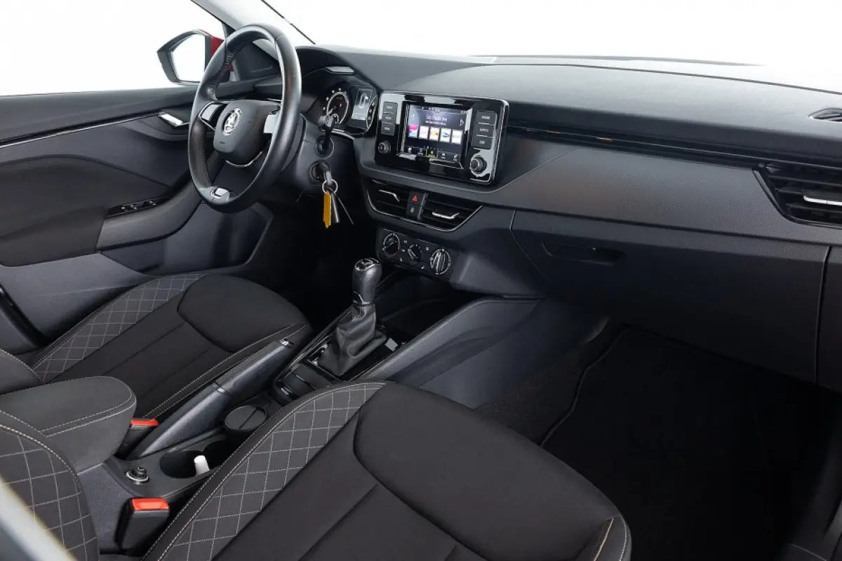 1.0 TSI Business Edition Sport Automaat