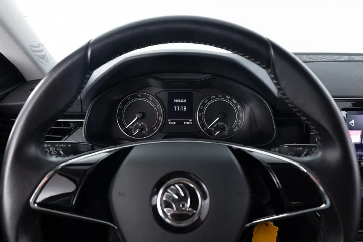 1.0 TSI Business Edition Sport Automaat !