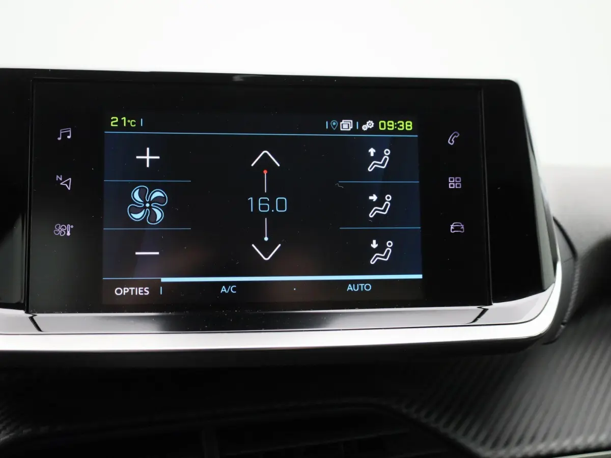 EV Active Pack 50 kWh | Navigatie | Apple Carplay | Cruise Control | PDC | DAB+ | Keyless |
