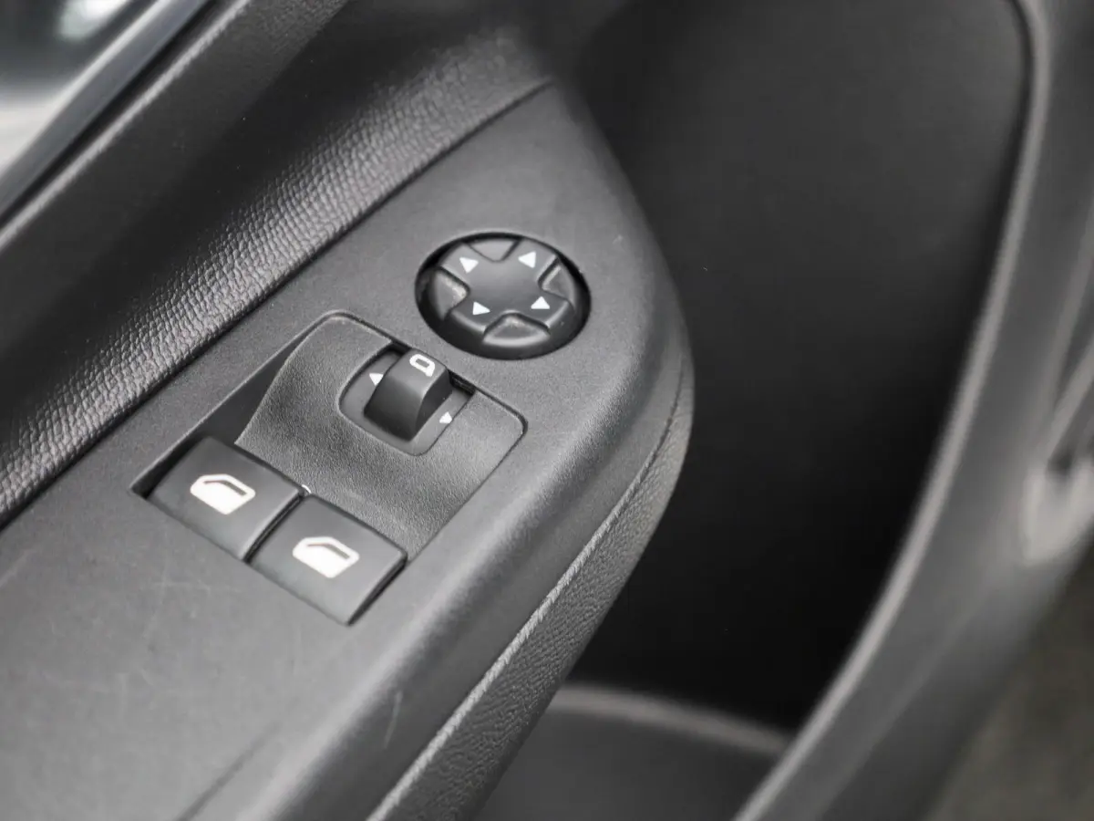 Edition 50 kWh | 91% SOH | CLIMATE CONTROL | APPLE CARPLAY | KEYLESS |