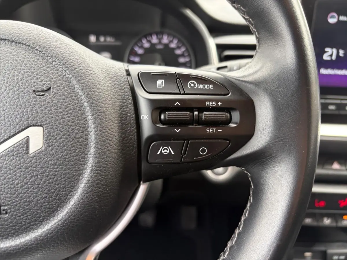 1.0 T-GDi MHEV DynamicPlusLine | *1e EIGENAAR | *LAGE KM- STAND | APPLE CARPLAY/ ANDROID AUTO | CAMERA | NAVI | KEYLESS | CLIMA | DEALER ONDERH. | ORIGINEEL NL  |