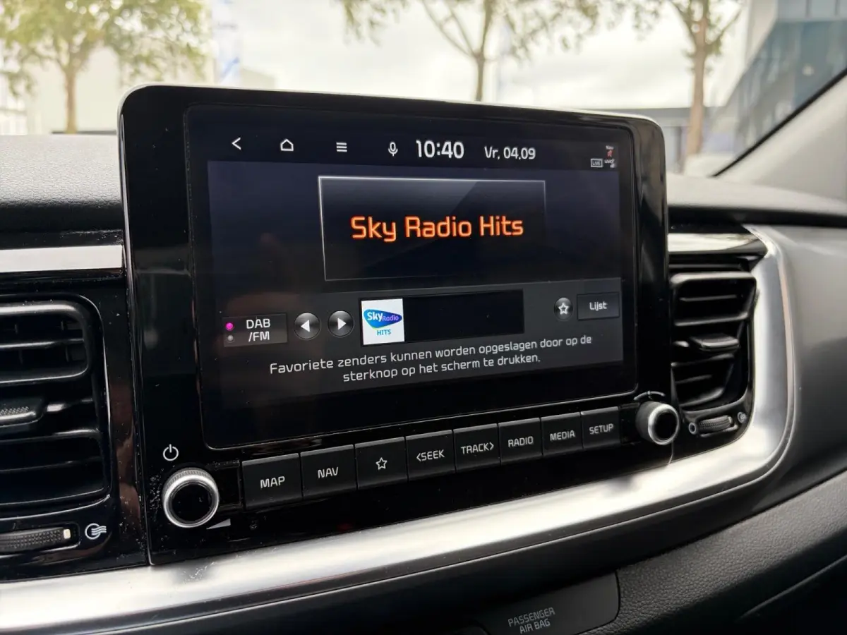 1.0 T-GDi MHEV DynamicPlusLine | *1e EIGENAAR | *LAGE KM- STAND | APPLE CARPLAY/ ANDROID AUTO | CAMERA | NAVI | KEYLESS | CLIMA | DEALER ONDERH. | ORIGINEEL NL  |