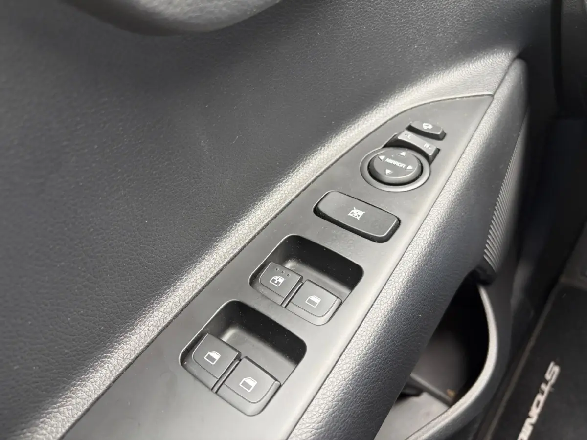 1.0 T-GDi MHEV DynamicPlusLine | *1e EIGENAAR | *LAGE KM- STAND | APPLE CARPLAY/ ANDROID AUTO | CAMERA | NAVI | KEYLESS | CLIMA | DEALER ONDERH. | ORIGINEEL NL  |