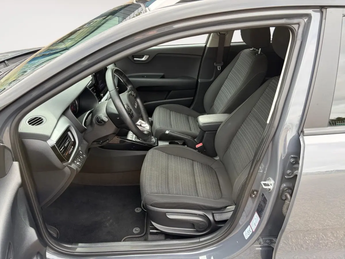 1.0 T-GDi MHEV DynamicPlusLine | *1e EIGENAAR | *LAGE KM- STAND | APPLE CARPLAY/ ANDROID AUTO | CAMERA | NAVI | KEYLESS | CLIMA | DEALER ONDERH. | ORIGINEEL NL  |