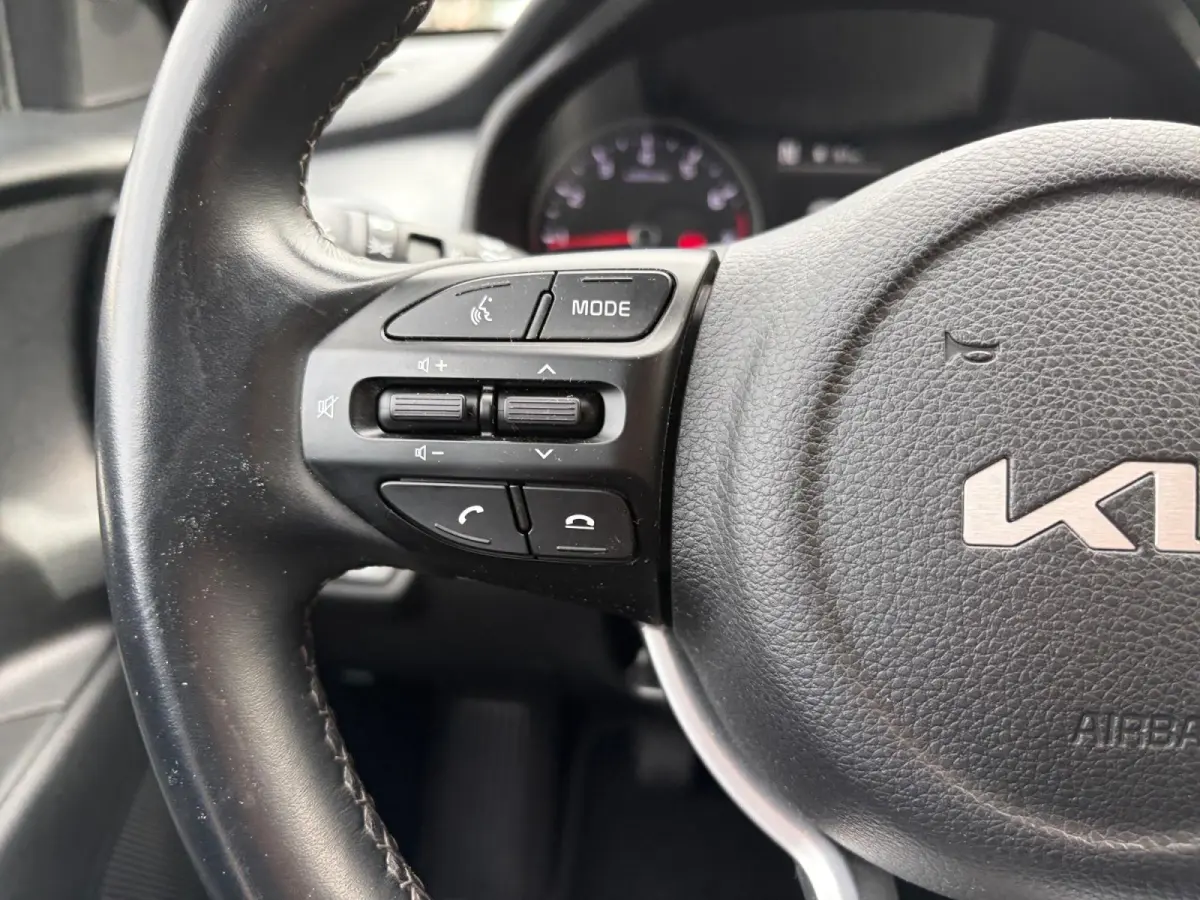 1.0 T-GDi MHEV DynamicPlusLine | *1e EIGENAAR | *LAGE KM- STAND | APPLE CARPLAY/ ANDROID AUTO | CAMERA | NAVI | KEYLESS | CLIMA | DEALER ONDERH. | ORIGINEEL NL  |