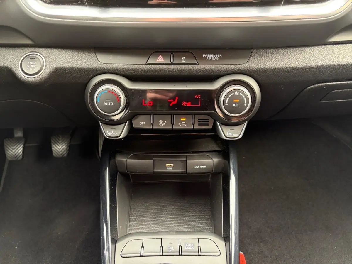 1.0 T-GDi MHEV DynamicPlusLine | *1e EIGENAAR | *LAGE KM- STAND | APPLE CARPLAY/ ANDROID AUTO | CAMERA | NAVI | KEYLESS | CLIMA | DEALER ONDERH. | ORIGINEEL NL  |