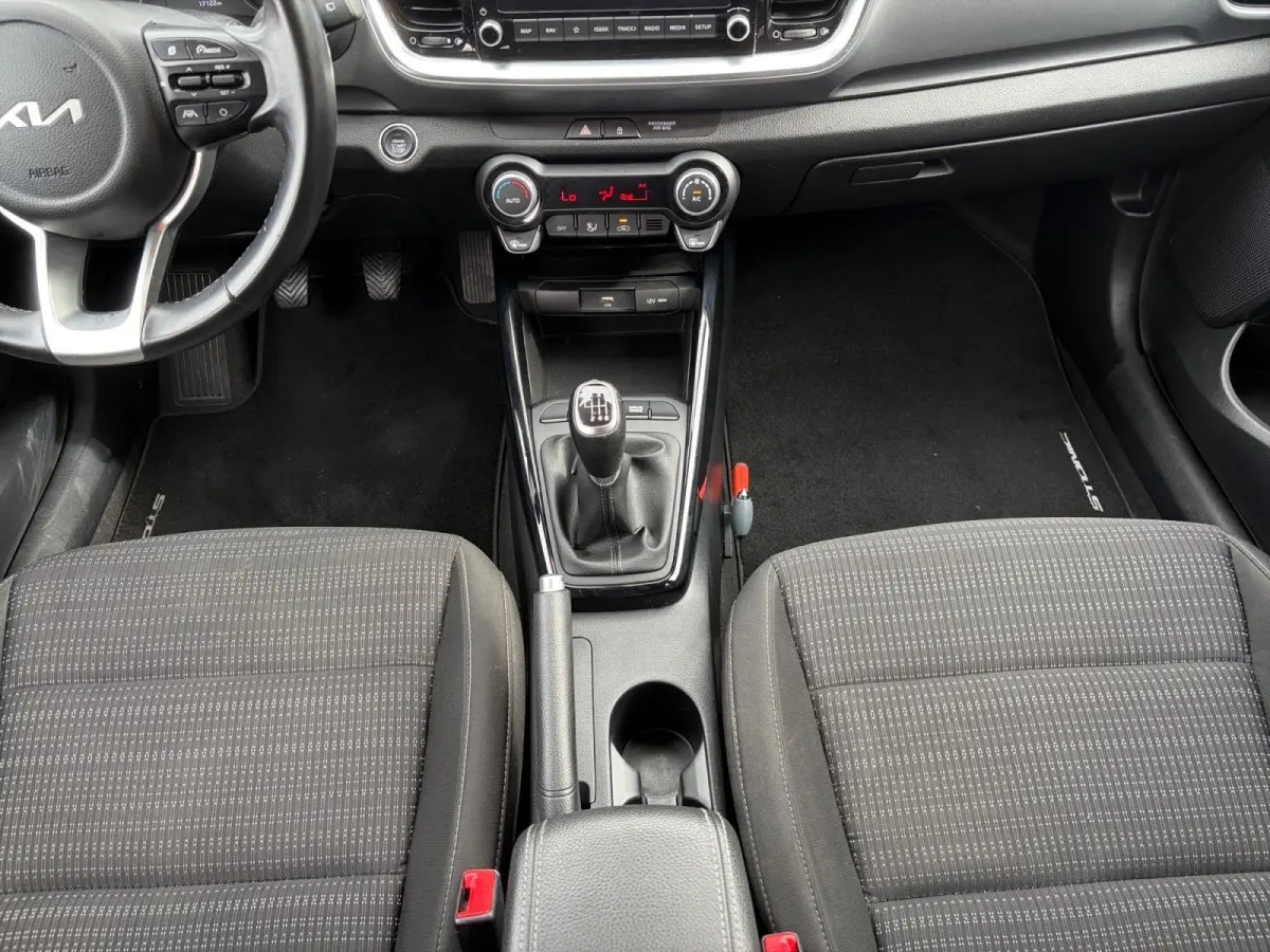 1.0 T-GDi MHEV DynamicPlusLine | *1e EIGENAAR | *LAGE KM- STAND | APPLE CARPLAY/ ANDROID AUTO | CAMERA | NAVI | KEYLESS | CLIMA | DEALER ONDERH. | ORIGINEEL NL  |