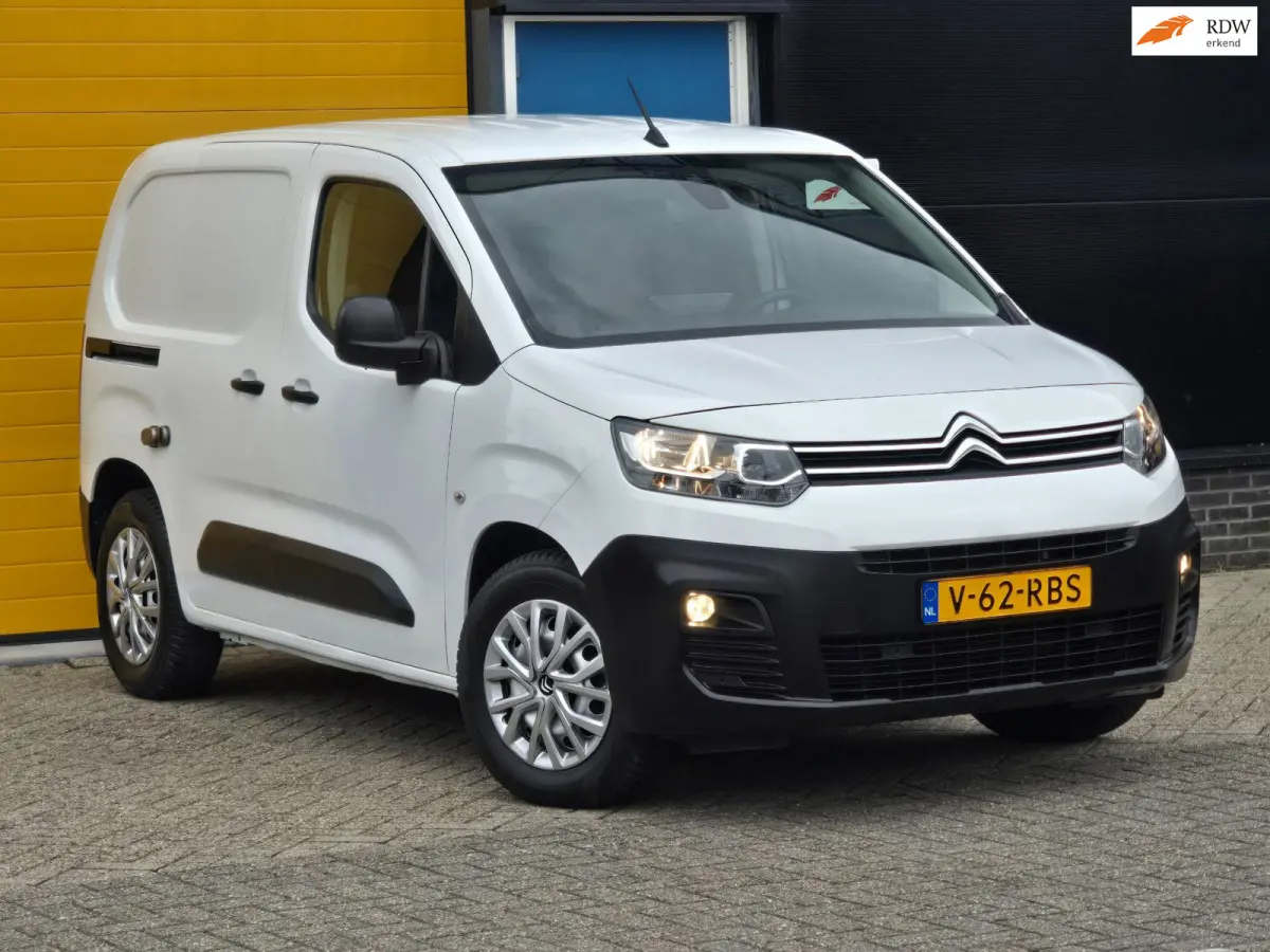 1.2 / AUT / 3 Zits / Navi / Airco / Cruise Control / Schuifdeur / F1 Flippers / Extra Sloten