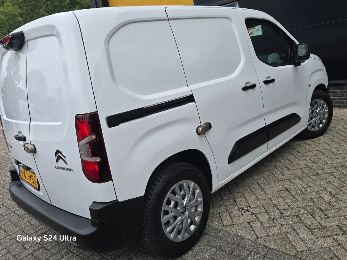 1.2 / AUT / 3 Zits / Navi / Airco / Cruise Control / Schuifdeur / F1 Flippers / Extra Sloten