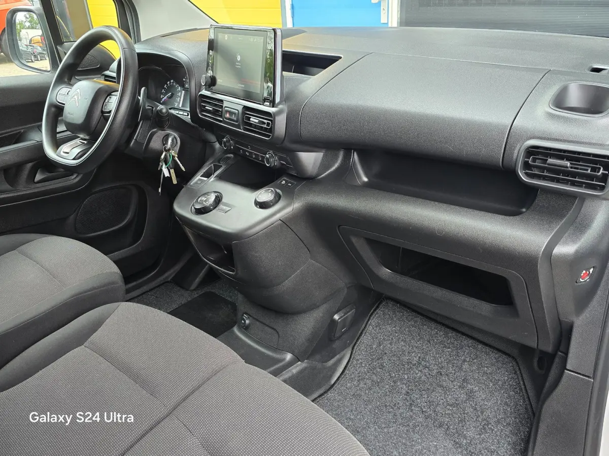 1.2 / AUT / 3 Zits / Navi / Airco / Cruise Control / Schuifdeur / F1 Flippers / Extra Sloten