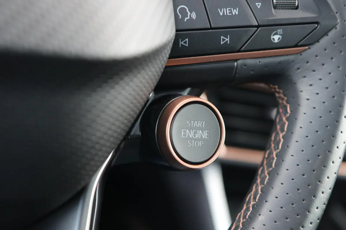 1.5 TSI 272pk e-Hybrid VZ Performance | SoH 100% | Panoramadak | Sennheiser | Stoelverwarming | 360 Camera | Navigatie