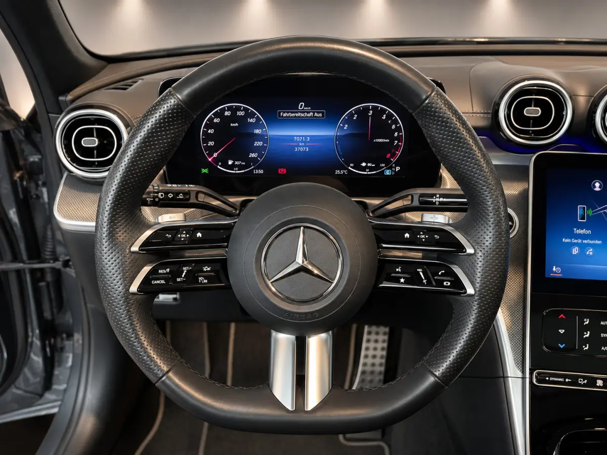 300 e AMG Line | Distronic |Panodak | Trekhaak | Night pakket