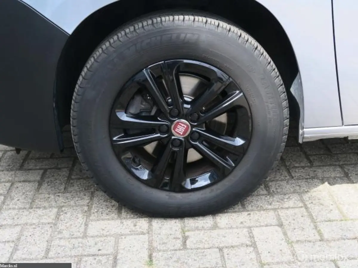 Maxi 1.5D 100pk L2 EURO6 3 zitplaatsen