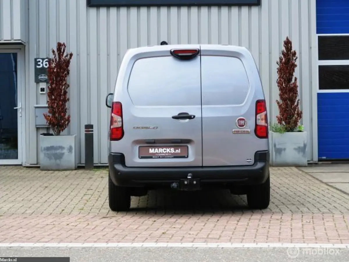 Maxi 1.5D 100pk L2 EURO6 3 zitplaatsen