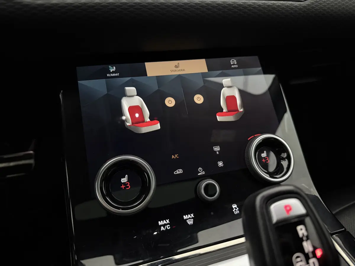 1.5 P300e AWD R-Dynamic SE | Snelladen | Pano | Camera | Cruise | Carplay | LED | Parkeersens.