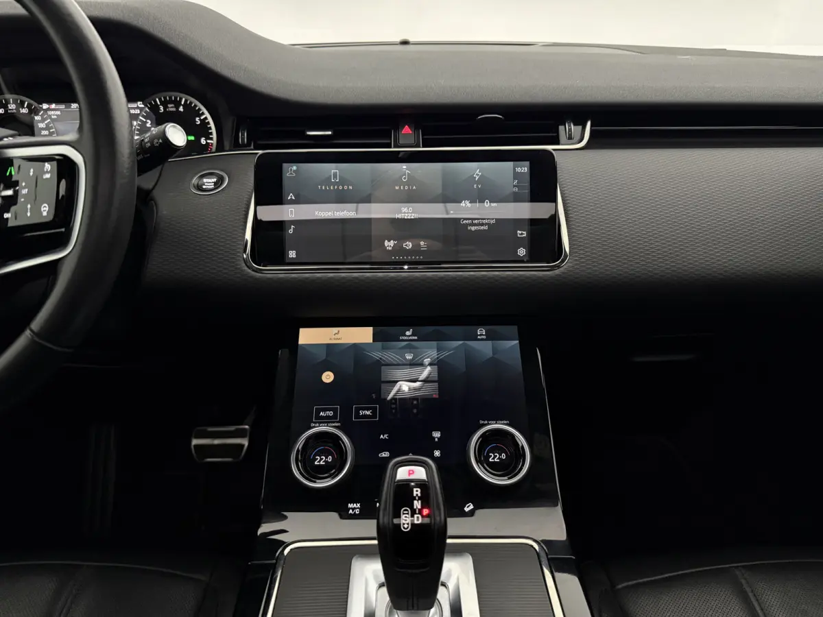 1.5 P300e AWD R-Dynamic SE | Snelladen | Pano | Camera | Cruise | Carplay | LED | Parkeersens.