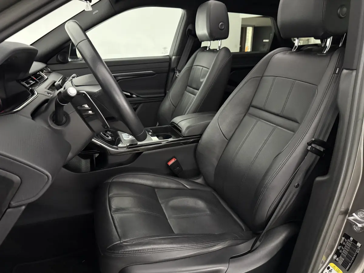 1.5 P300e AWD R-Dynamic SE | Snelladen | Pano | Camera | Cruise | Carplay | LED | Parkeersens.