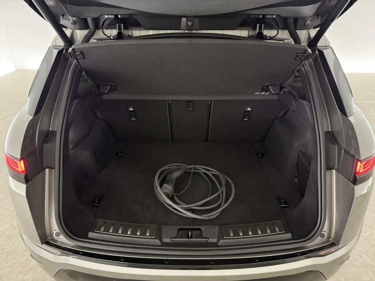 1.5 P300e AWD R-Dynamic SE | Snelladen | Pano | Camera | Cruise | Carplay | LED | Parkeersens.