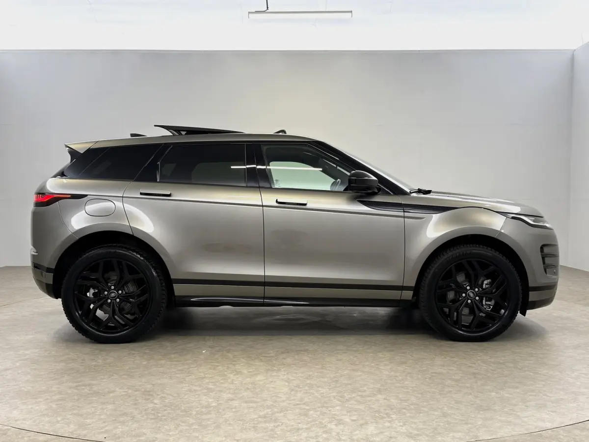 1.5 P300e AWD R-Dynamic SE | Snelladen | Pano | Camera | Cruise | Carplay | LED | Parkeersens.