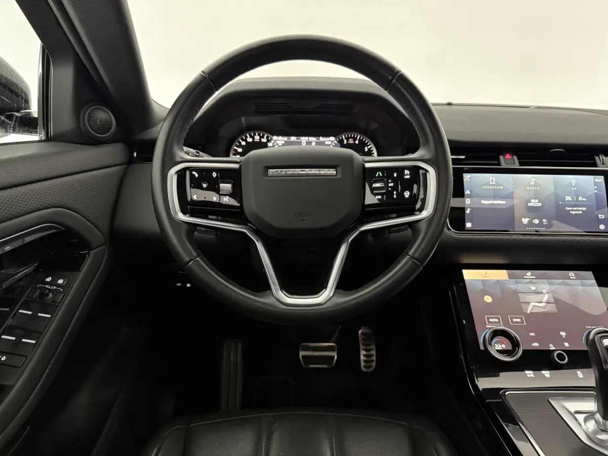 1.5 P300e AWD R-Dynamic SE | Snelladen | Pano | Camera | Cruise | Carplay | LED | Parkeersens.