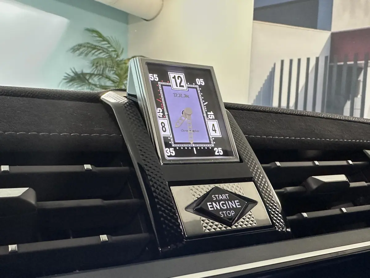 E-Tense 300 4x4 Performance Line+ | 360° Camera | Focal Audio | Alcantara | Panoramadak
