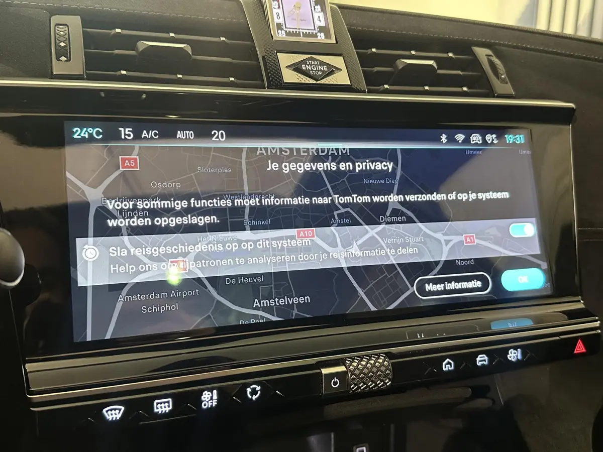 E-Tense 300 4x4 Performance Line+ | 360° Camera | Focal Audio | Alcantara | Panoramadak