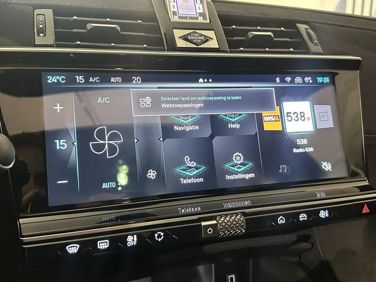 E-Tense 300 4x4 Performance Line+ | 360° Camera | Focal Audio | Alcantara | Panoramadak