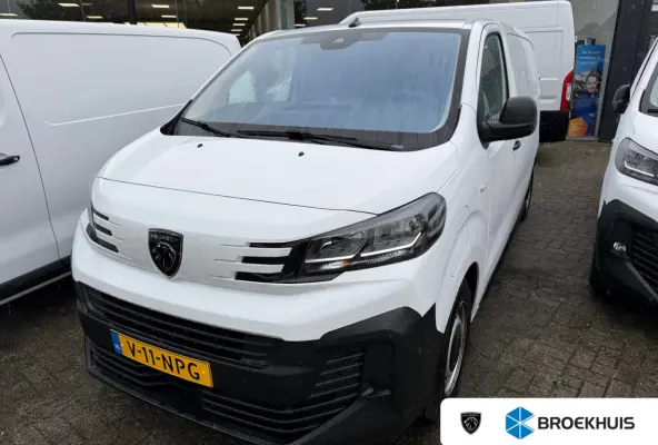 bestelwagen | L2 75KW | 8 jaar garantie | Pdc achter | DAB Radio | | Aansluiting (12V-aansluiting) in Bagage-/laadruimte