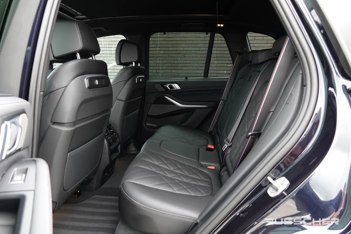 xDrive50e 490Pk X-Drive | M-Sport Pro | Shadowline | Luchtvering | Panoramadak | 360° Camera | Harman-Kardon | Head Up Display | Trekhaak | 22''