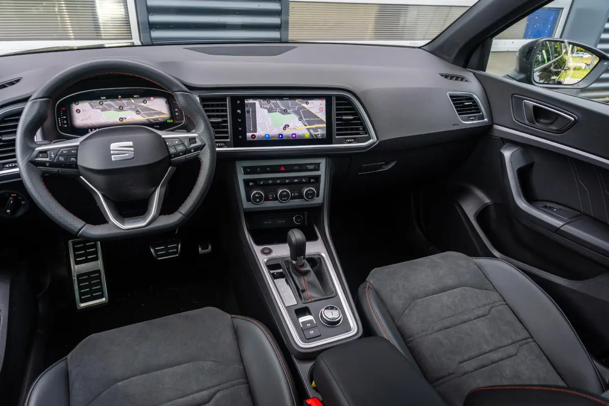 1.5 TSI 150pk DSG FR Business Intense | Safe & Driving Pack XL | 19 Inch Exclusive