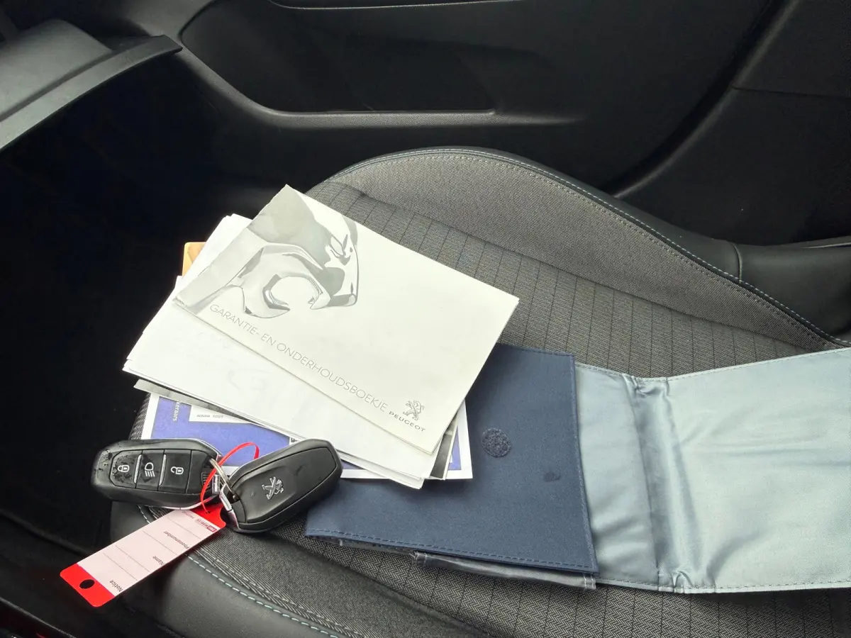 1.2 PureTech Allure, Automaat, NAP, Keyless, BTW auto, 1ste eigenaar