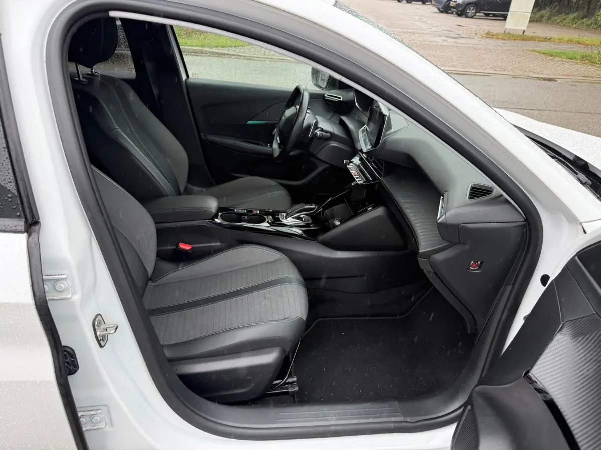 1.2 PureTech Allure, Automaat, NAP, Keyless, BTW auto, 1ste eigenaar