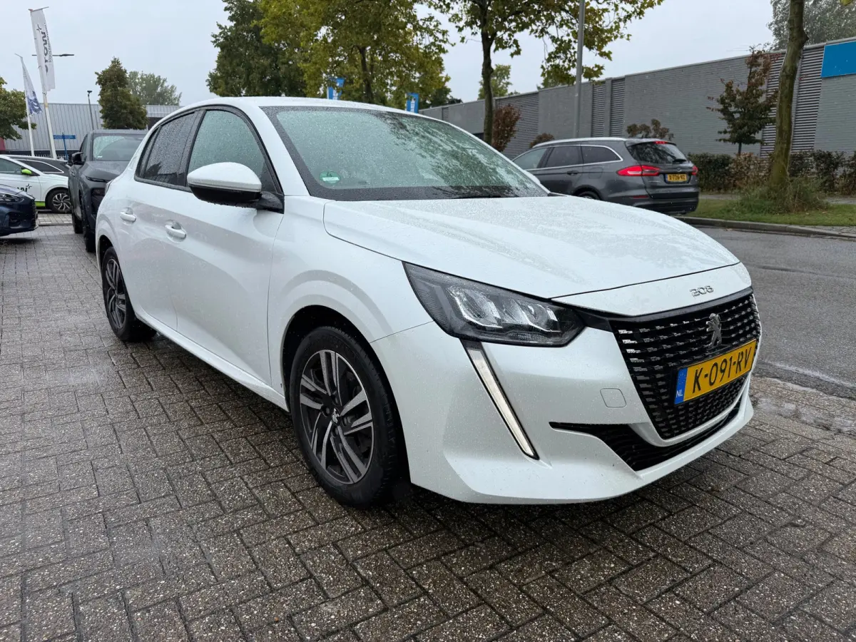 1.2 PureTech Allure, Automaat, NAP, Keyless, BTW auto, 1ste eigenaar