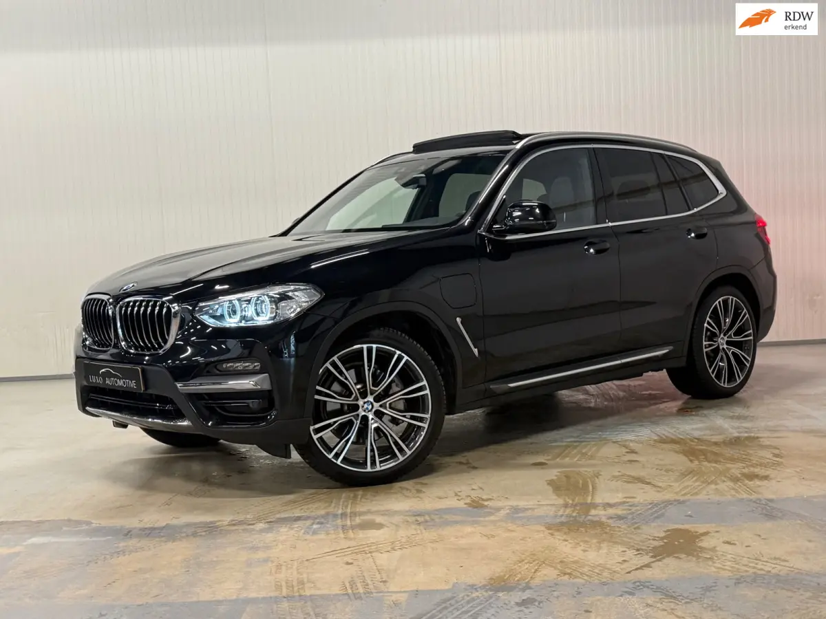 BMW X3 - 3 2021 Hybride Automatisch leasen