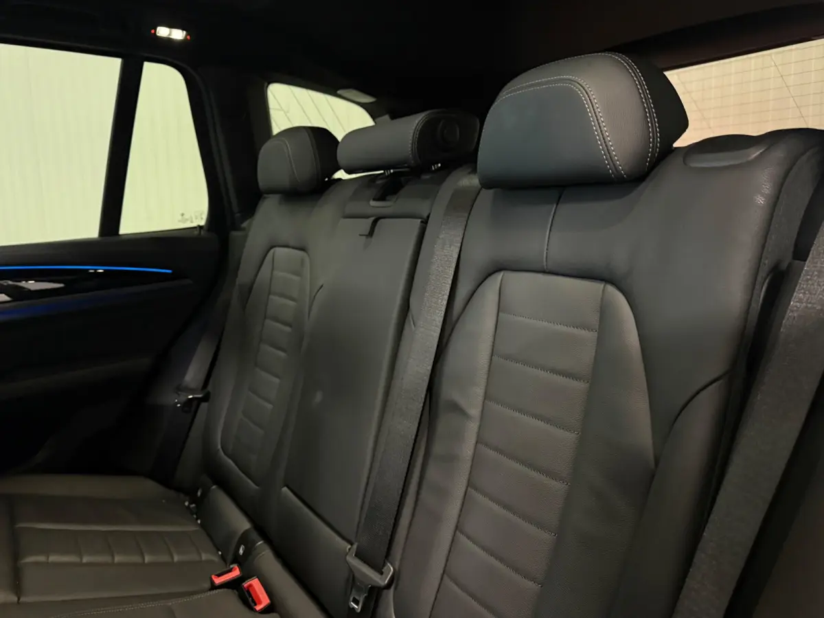 XDrive30e High Executive | PANO | 360 CAMERA | LEDER | LED | AMBIANCE