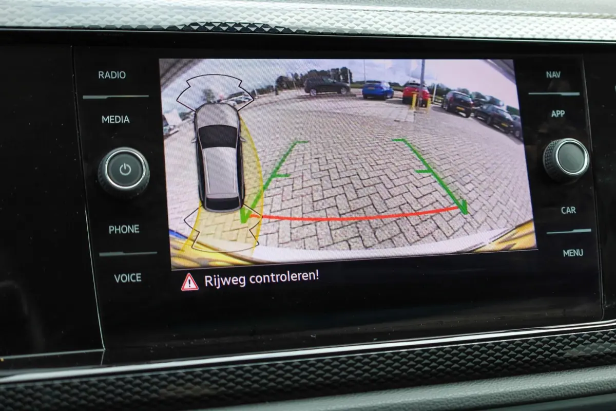 1.0 TSI 95pk Life | Achteruitrijcamera | Stoelverwarming | Adaptive Cruise