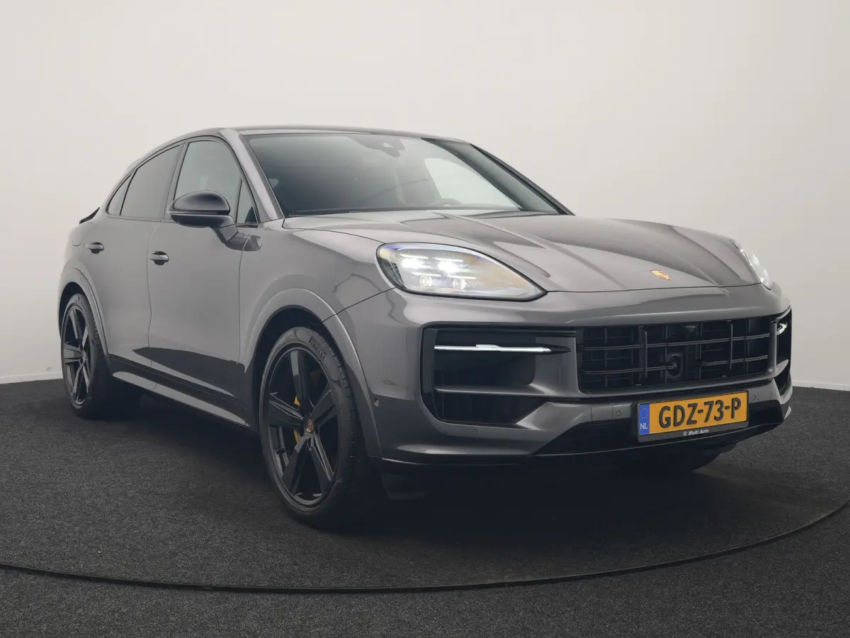 3.0 E-Hybrid PHEV | MY 2024 Facelift | Trekhaak Af Fabriek | Panodak | Luchtvering | Sportuitlaat | PDLS+ | Sport Chrono | InnoDrive Adaptive Cruise | SportDesign | Head up | Soft Close | 22