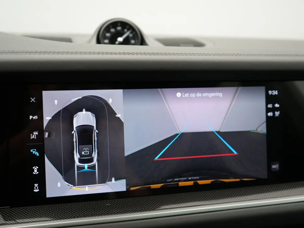 3.0 E-Hybrid PHEV | MY 2024 Facelift | Trekhaak Af Fabriek | Panodak | Luchtvering | Sportuitlaat | PDLS+ | Sport Chrono | InnoDrive Adaptive Cruise | SportDesign | Head up | Soft Close | 22