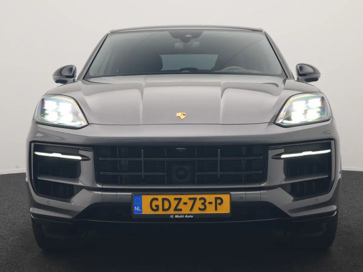 3.0 E-Hybrid PHEV | MY 2024 Facelift | Trekhaak Af Fabriek | Panodak | Luchtvering | Sportuitlaat | PDLS+ | Sport Chrono | InnoDrive Adaptive Cruise | SportDesign | Head up | Soft Close | 22