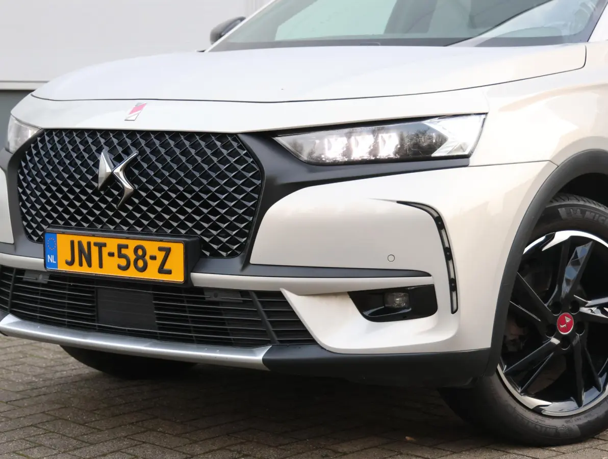 180pk Performance Line | Camera | Electrische klep | Electrische stoelen | Navigatie | Verwarmde stoelen | Apple Carplay/Android | AUTOMAAT