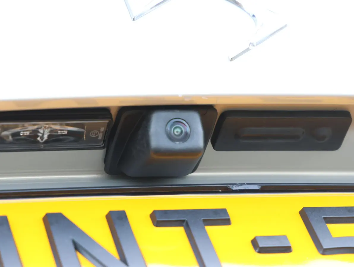 180pk Performance Line | Camera | Electrische klep | Electrische stoelen | Navigatie | Verwarmde stoelen | Apple Carplay/Android | AUTOMAAT