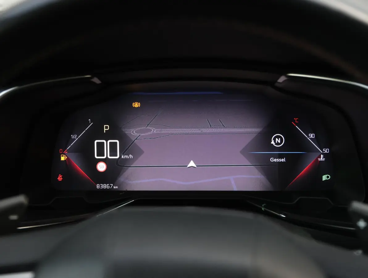 180pk Performance Line | Camera | Electrische klep | Electrische stoelen | Navigatie | Verwarmde stoelen | Apple Carplay/Android | AUTOMAAT