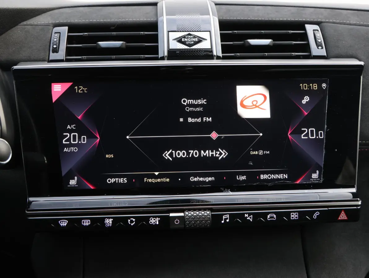 180pk Performance Line | Camera | Electrische klep | Electrische stoelen | Navigatie | Verwarmde stoelen | Apple Carplay/Android | AUTOMAAT