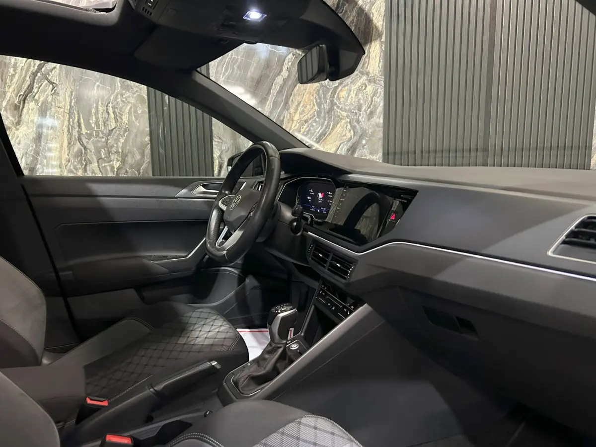 1.0 TSI 3x R-line|PANO|ACC|SFEER|KEYLESS|CAMERA|BOMVOL!