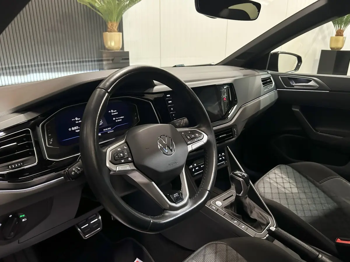 1.0 TSI 3x R-line|PANO|ACC|SFEER|KEYLESS|CAMERA|BOMVOL!